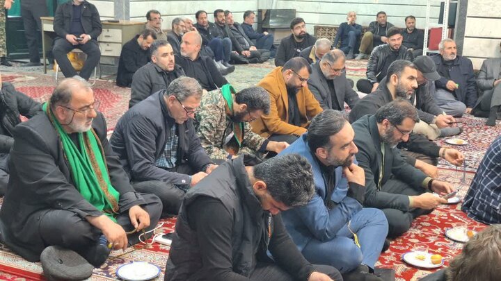 اجتماع بزرگ مداحان و شاعران آیینی استان