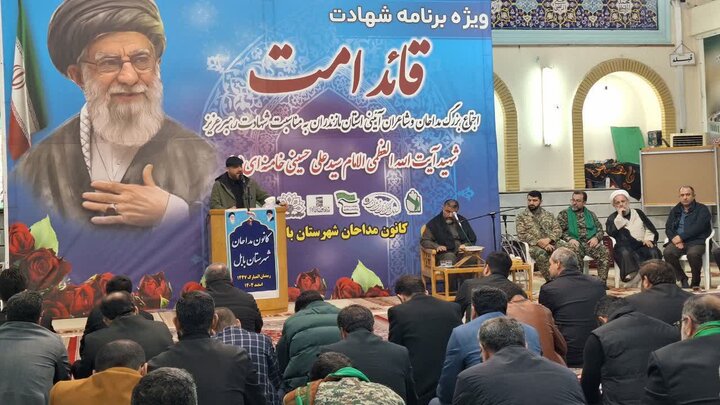 اجتماع بزرگ مداحان و شاعران آیینی استان