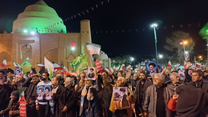 تصاویر/ اجتماع امت  انقلابی شهرستان دامغان امامزاده جعفر و محمد علهیما السلام