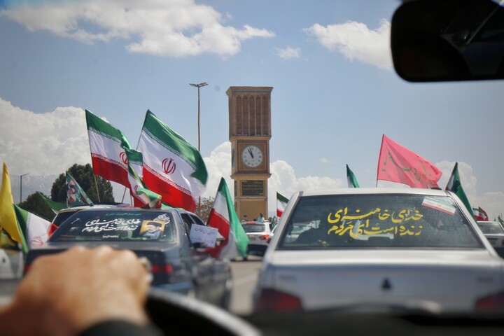 تصاویر/ بزرگ ترین کاروان خودرویی ایران در کرمان