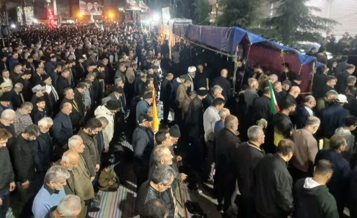نماز استغاثه در تجمع آمل