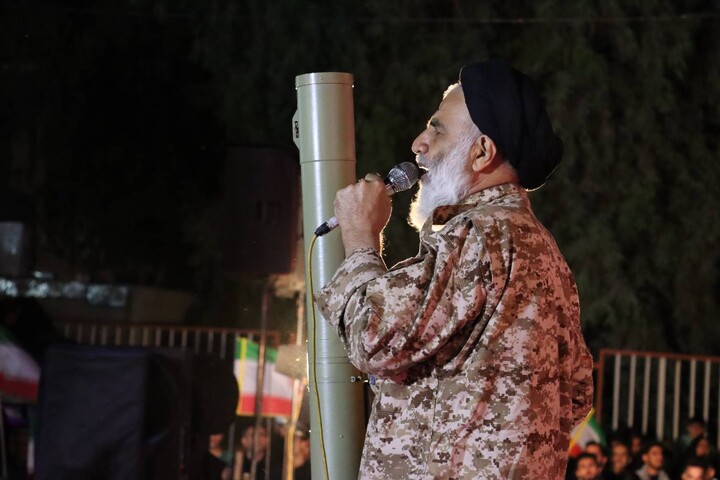 اجتماع یکپارچه مردم اهواز به مناسبت روز جمهوری اسلامی ایران