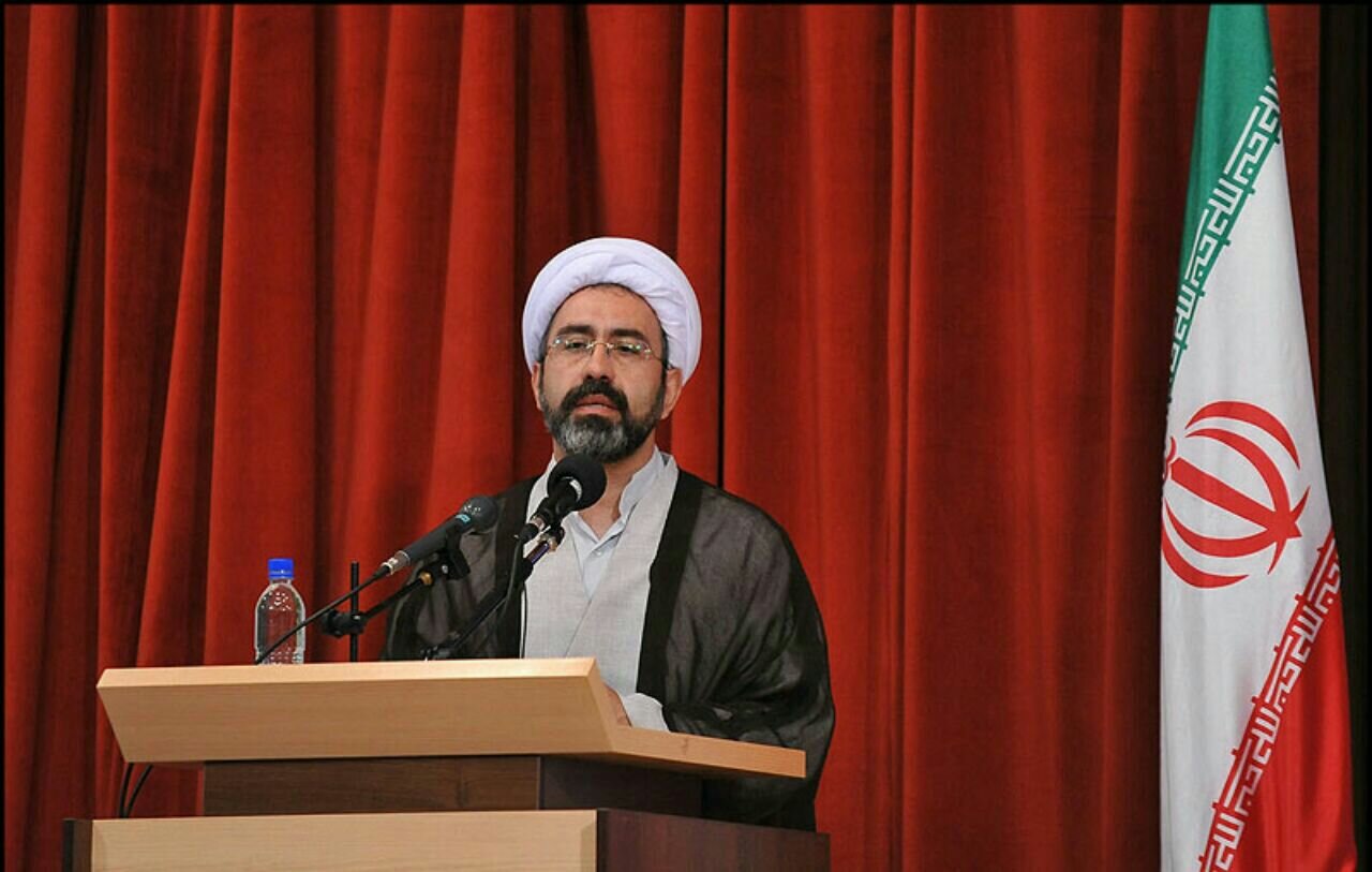 Perché l’Imam Khomeini disse «Repubblica Islamica, non una parola in meno, non una parola in più»?