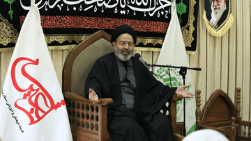 آحاد جامعه باید جایگاه خود را در مسیر حمایت از حق و جبهه ایمان مشخص کنند