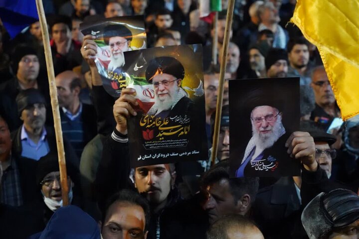 تصاویر/سی و دومین شب از اجتماع عزاداران امام شهید و بیعت با سومین رهبر انقلاب اسلامی در الشتر