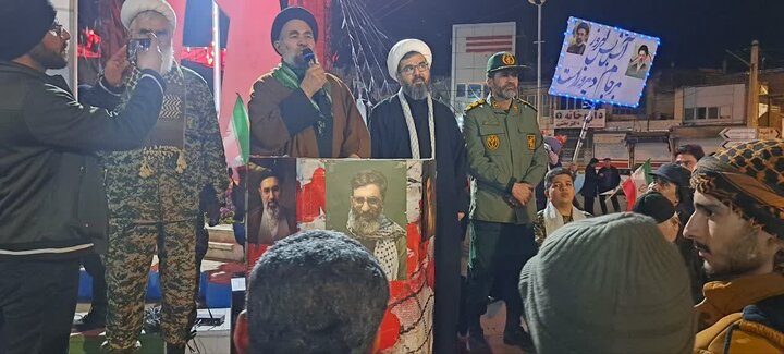 تصاویر/استمرار حضور باشکوه مردم ولایی و انقلابی اليگودرز در بیعت با ولایت