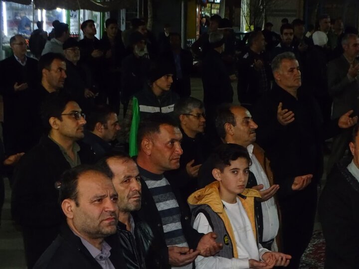 تصاویر/ حضور مردم شهرستان چهاربرج در تجمع حمایتی از نظام اسلامی در سی و سومین شب از شب های اقتدار