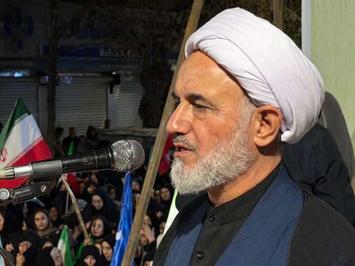 تصاویر/ تجمع مردم میاندوآب در سی و دومین شب متوالی در حمایت از نظام اسلامی