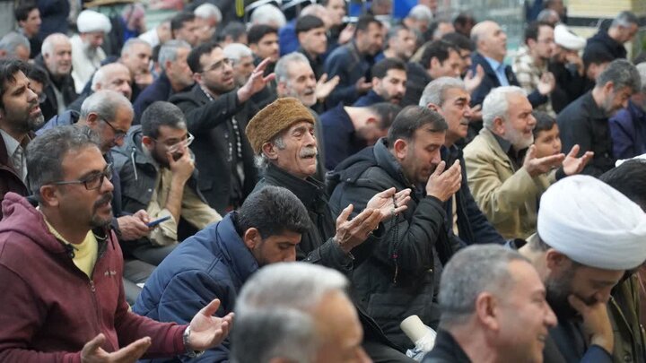 تصاویر/ اقامه نماز استثعاثه در شهرستان خوی