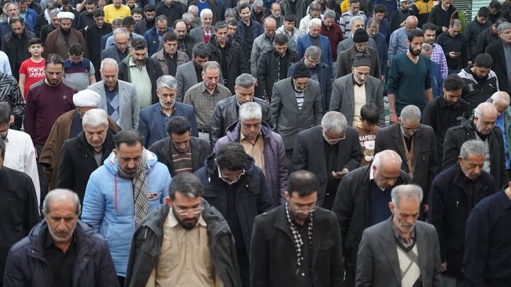تصاویر/ اقامه نماز استثعاثه در شهرستان خوی