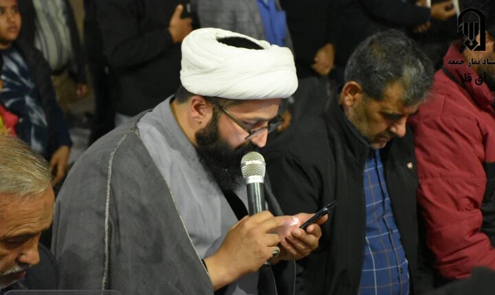 تصاویر/ اقامه نماز استغاثه به امام زمان عجل الله تعالی فرجه الشریف توسط مردم مومن و انقلابی شهرستان آق قلا