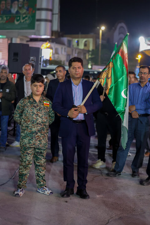 تصاویر/ استقبال از پیکر ۲ شهید در بوشهر