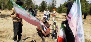 تصاویر / پویش ملی درختکاری «سرو ایران» در شهرستان سمنان همزمان با سراسر کشور