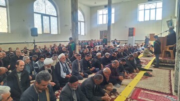 تصاویر/ نماز عبادی سیاسی جمعه قمصر