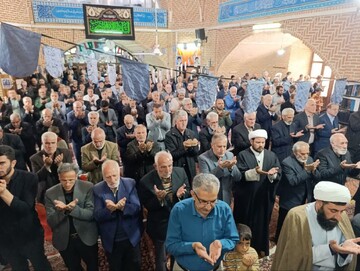 تصاویر/ اقامه نماز جمعه شهرستان تکاب