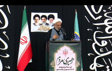 تنگه هرمز نماد امنیت و اقتدار ملی؛ ملت ایران در مقابل جهان کفر ایستاده است