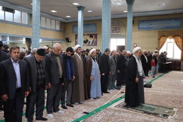 تصاویر/ آیین عبادی سیاسی نماز جمعه نوشین شهر