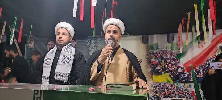 تصاویر/ تجمع شبانه در شهر عنبرآباد با حضور پیکر شهید تازه تفحص شده