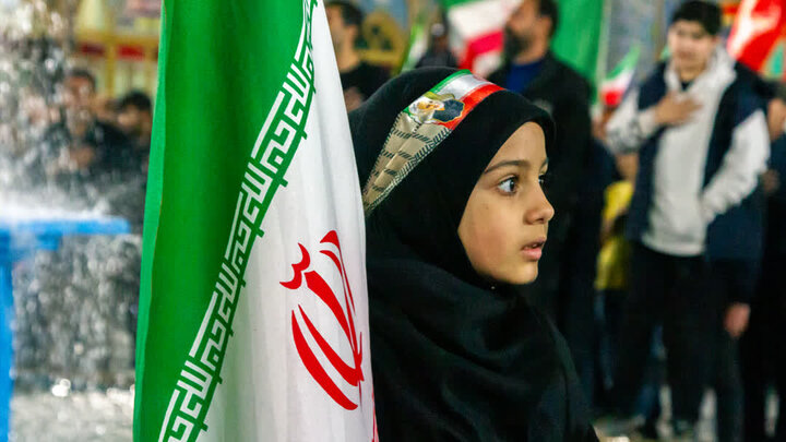 تصاویر/ سی و سومین تجمع بزرگ مردم غیور شهرستان آران و بیدگل در نجف ایران