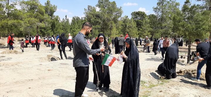 تصاویر / پویش ملی درختکاری «سرو ایران» در شهرستان سمنان همزمان با سراسر کشور