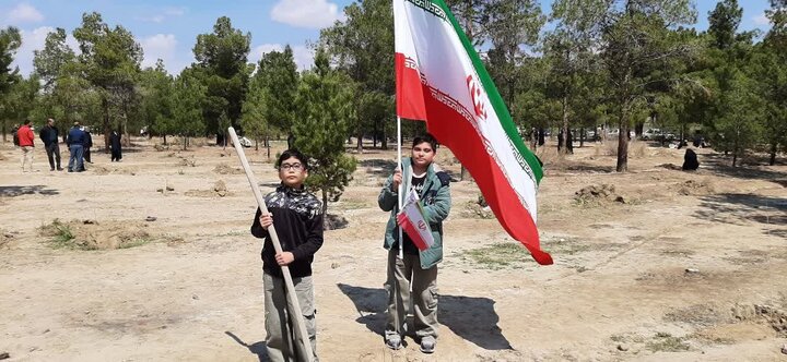تصاویر / پویش ملی درختکاری «سرو ایران» در شهرستان سمنان همزمان با سراسر کشور