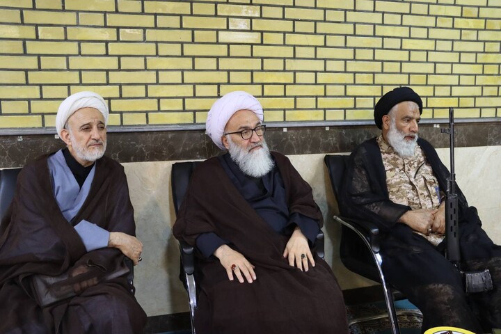 نشست علمی بامحوریت ابعاد شخصیت قرآنی امام شهید