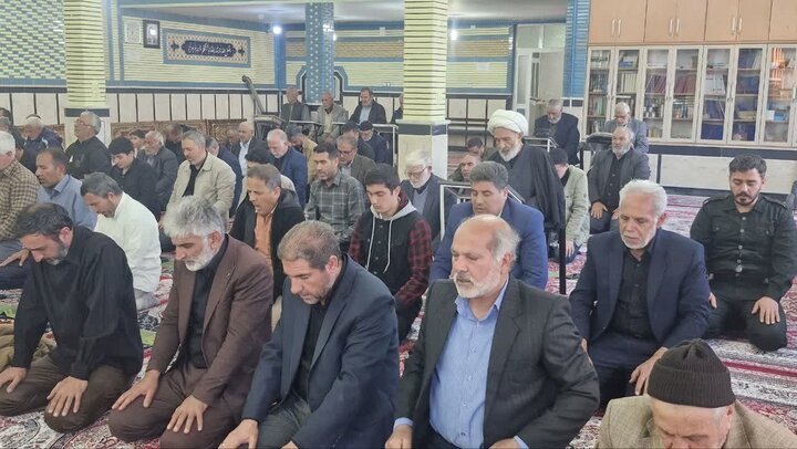 تصاویر/ اقامه نماز جمعه پلدشت