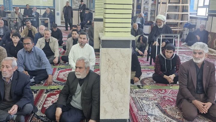 تصاویر/ اقامه نماز جمعه پلدشت