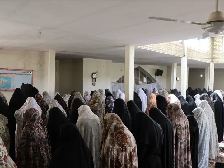 تصاویر/ اقامه نماز جمعه شهرستان تکاب