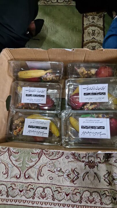 تصاویر/ فعالیت های حمایتی از جبهه ها و رزمنده توسط زنان ماکو