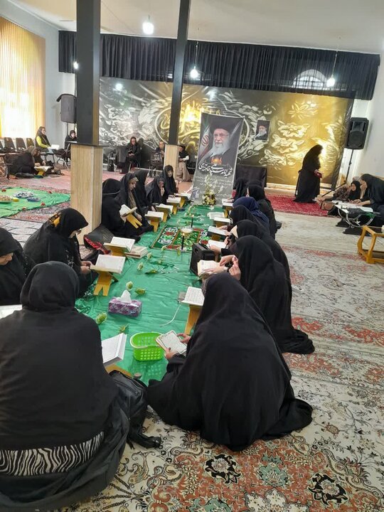 تصاویر/ فعالیت های حمایتی از جبهه ها و رزمنده توسط زنان ماکو