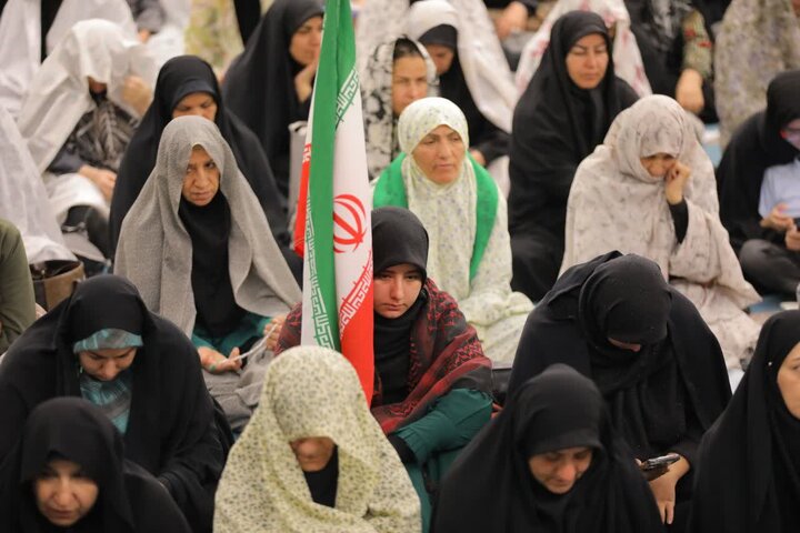 تصاویر/ نماز عبادی سیاسی جمعه در ساوجبلاغ