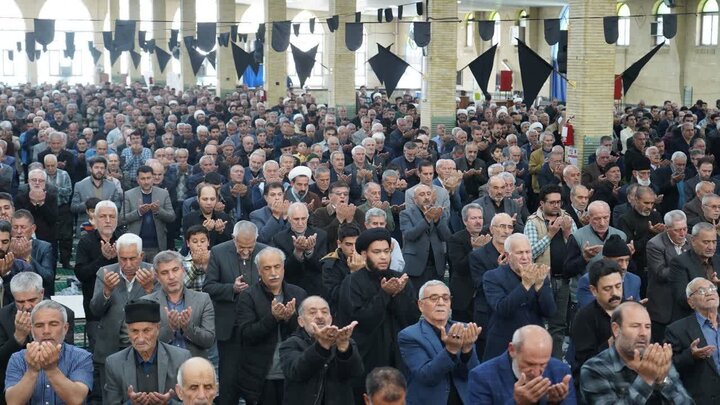 تصاویر/ اقامه نماز جمعه خوی