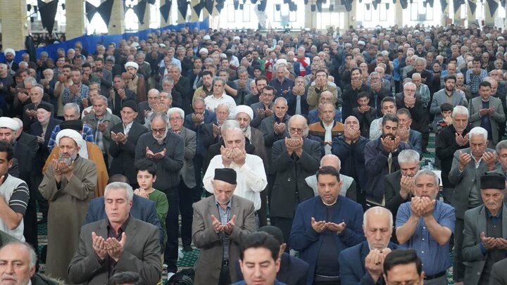 تصاویر/ اقامه نماز جمعه خوی