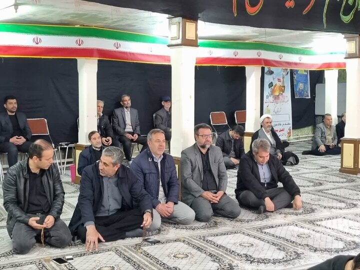 تصاویر/ اقامه نماز جمعه ماکو