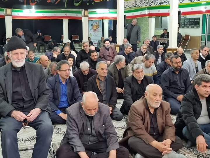 تصاویر/ اقامه نماز جمعه ماکو
