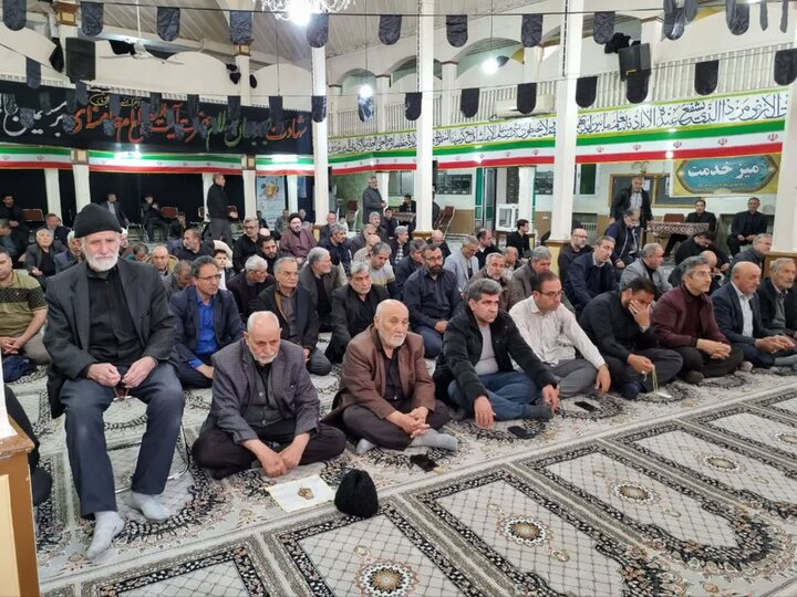 تصاویر/ اقامه نماز جمعه ماکو