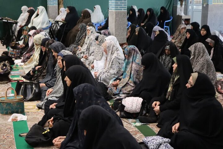 تصاویر/ آیین عبادی سیاسی نماز جمعه نوشین شهر