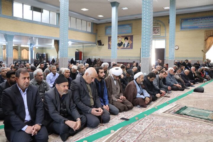 تصاویر/ آیین عبادی سیاسی نماز جمعه نوشین شهر