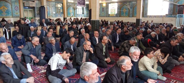 تصاویر/ نماز عبادی سیاسی جمعه جوشقان قالی