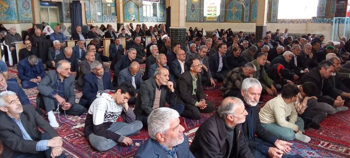 تصاویر/ نماز عبادی سیاسی جمعه جوشقان قالی