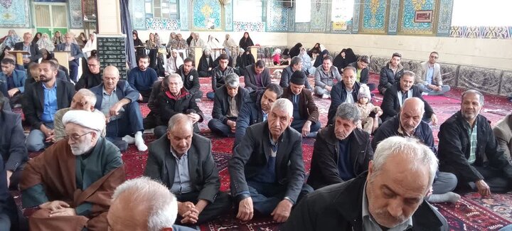 تصاویر/ نماز عبادی سیاسی جمعه جوشقان قالی