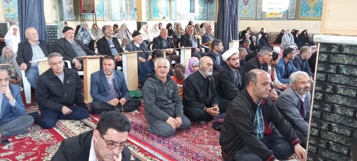 تصاویر/ نماز عبادی سیاسی جمعه جوشقان قالی