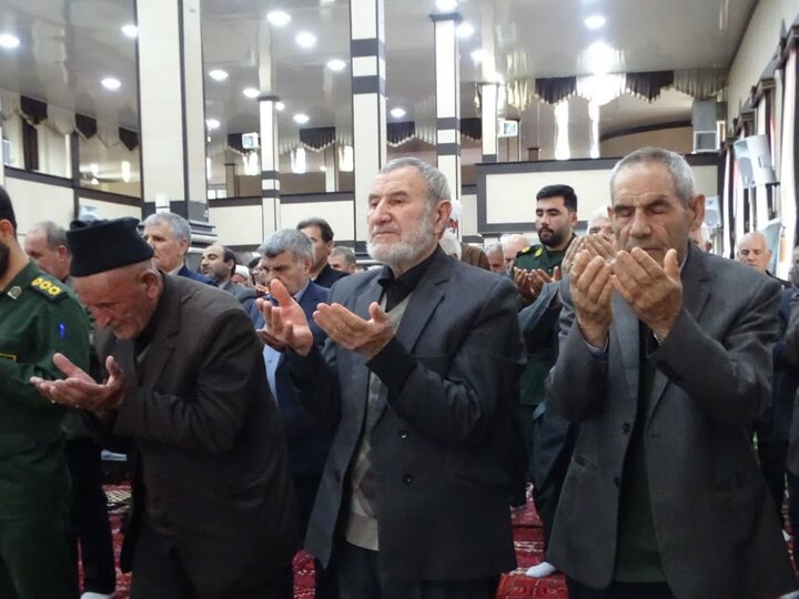 تصاویر/ اقامه نماز جمعه امروز شهرستان چهاربرج