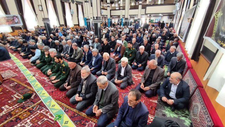 تصاویر/ اقامه نماز جمعه امروز شهرستان چهاربرج