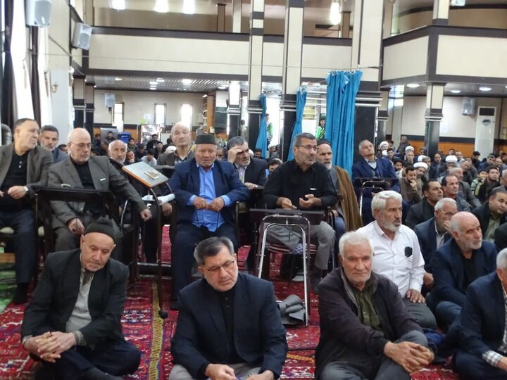 تصاویر/ اقامه نماز جمعه امروز شهرستان چهاربرج