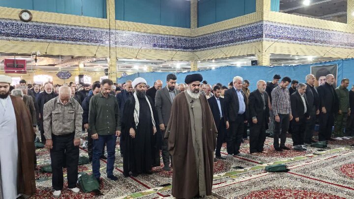 تصاویر/ نماز عبادی سیاسی جمعه در بهارستان