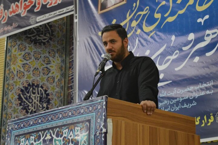 تصاویر/ اقامه نماز جمعه در پاکدشت