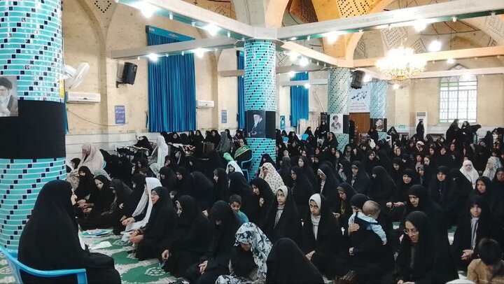 تصاویر/ اقامه نماز جمعه در شهر انار