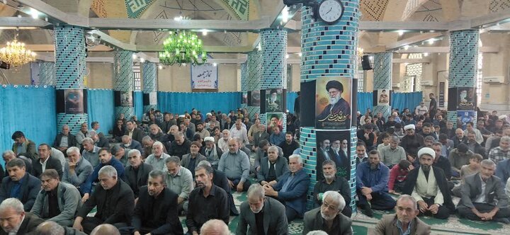 تصاویر/ اقامه نماز جمعه در شهر انار